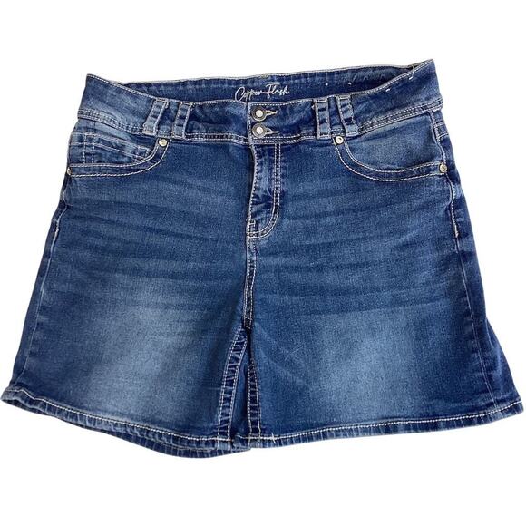 Copper Flash Women's Size 14 CURVY Blue Denim Mini Skirt Embroidered Pockets - Picture 3 of 10